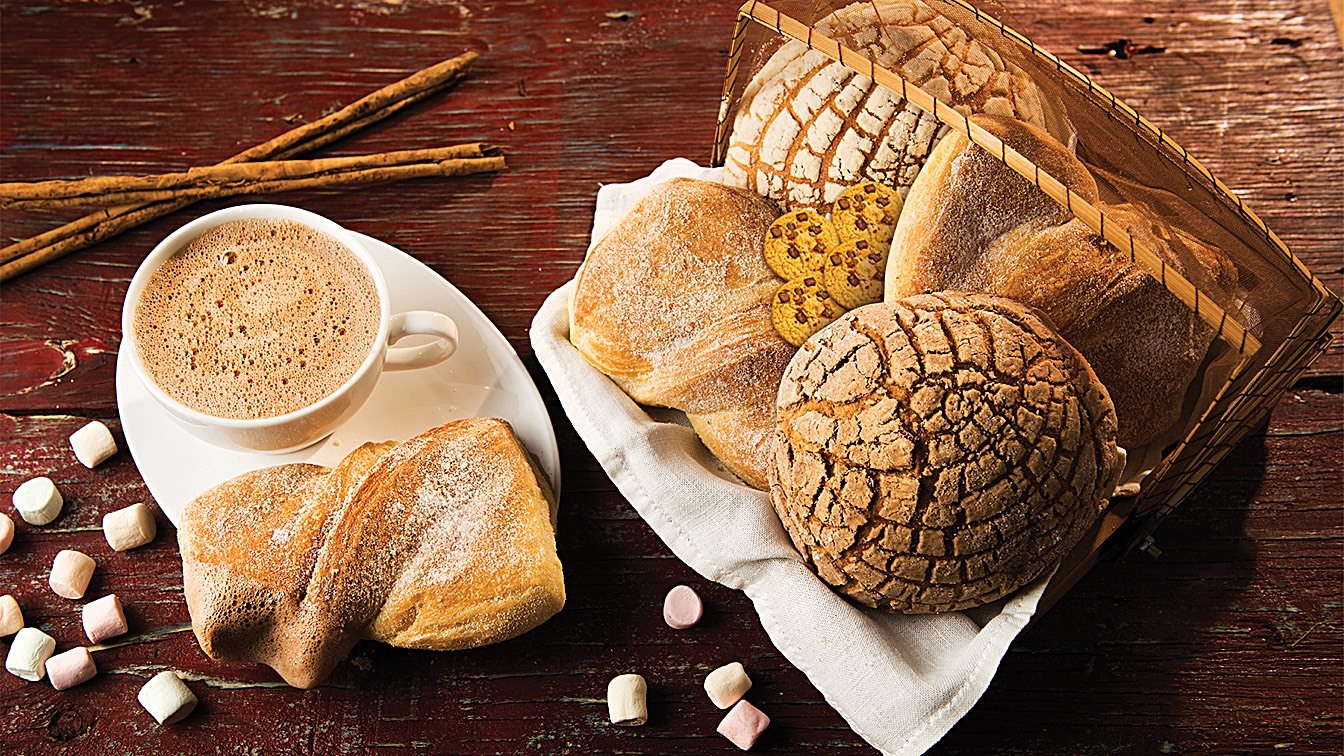 Nuestra harina de trigo Cuauhtémoc es ideal para todo tipo de pan y galletas.